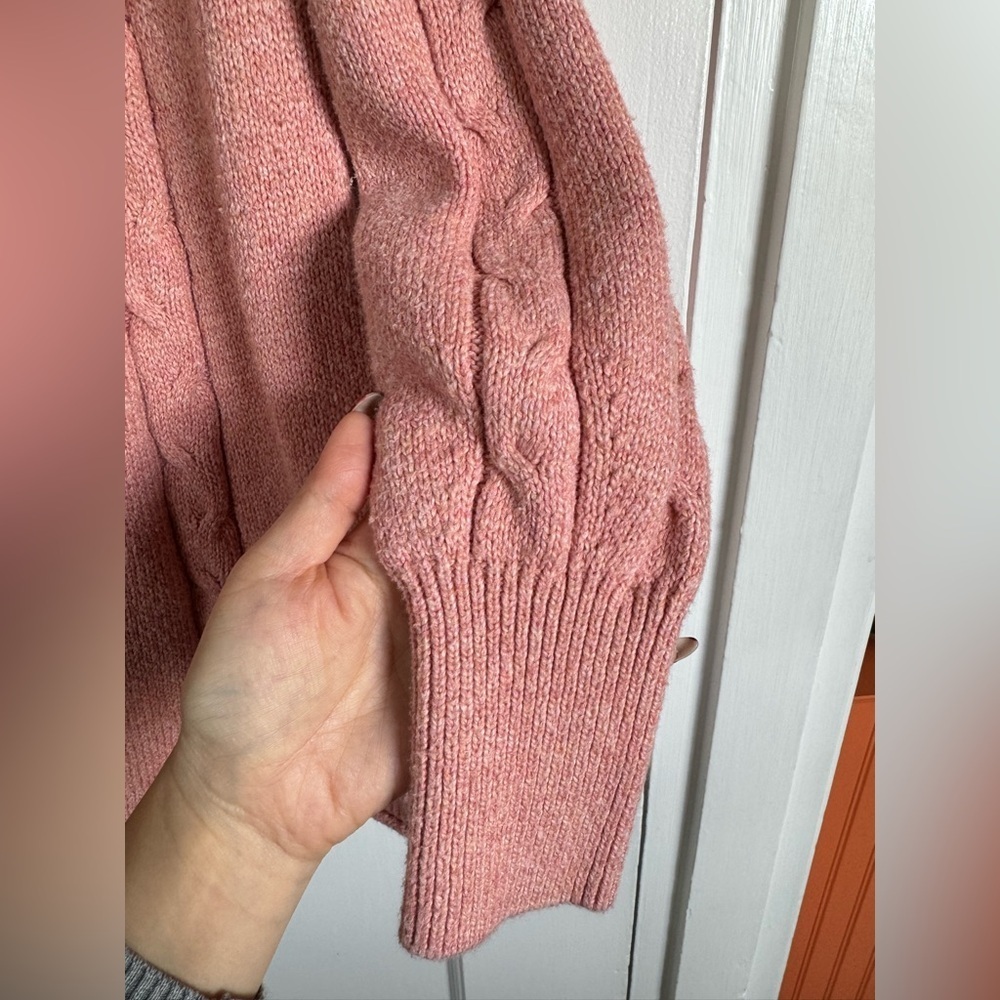Pink Cable Knit Women's Sweater - Picture 4 of 4